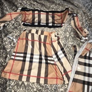 Top bottom and scarf